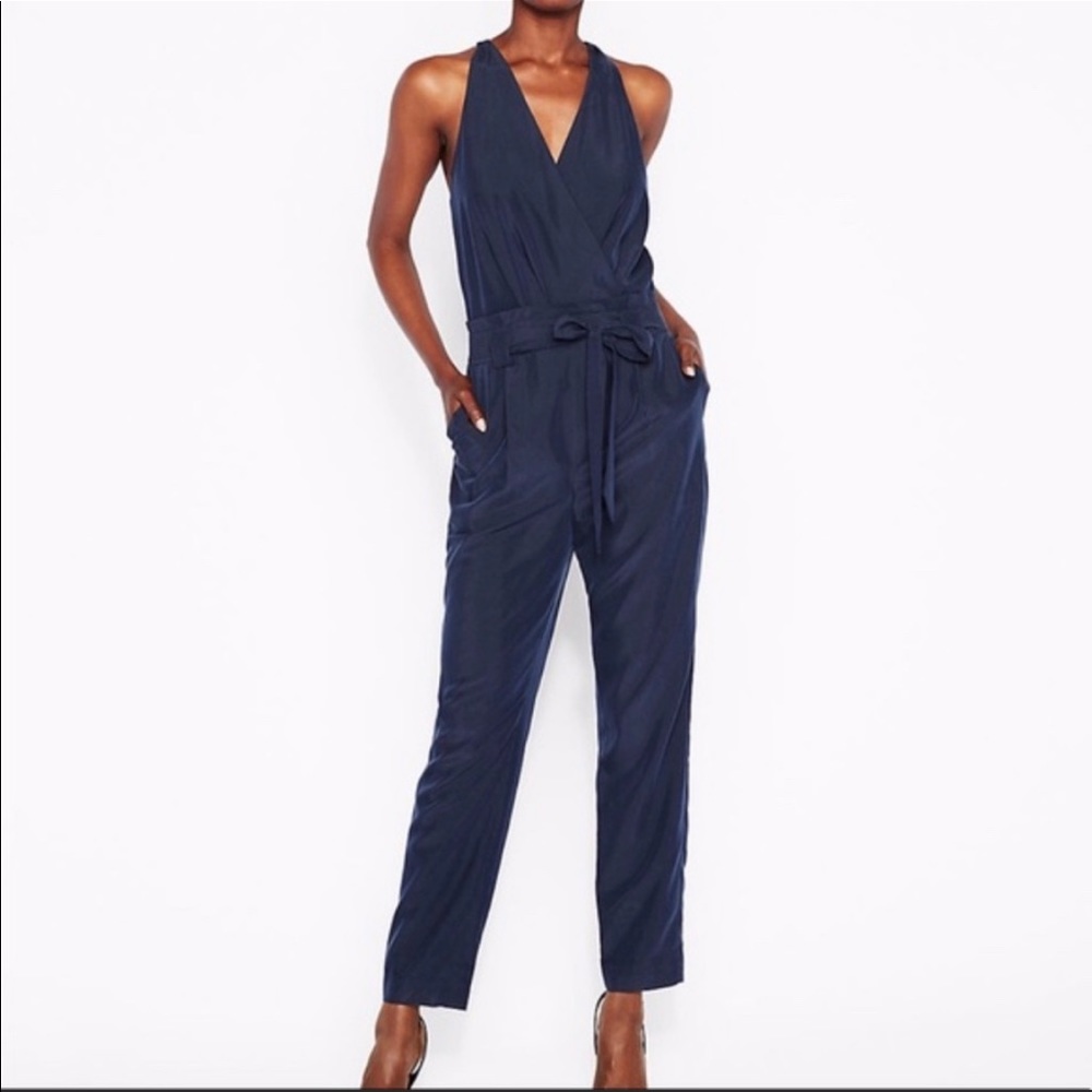 NEW Express Belted Surplice Jumpsuit in Navy  Sz 6
